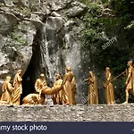 Albion Λούρδη