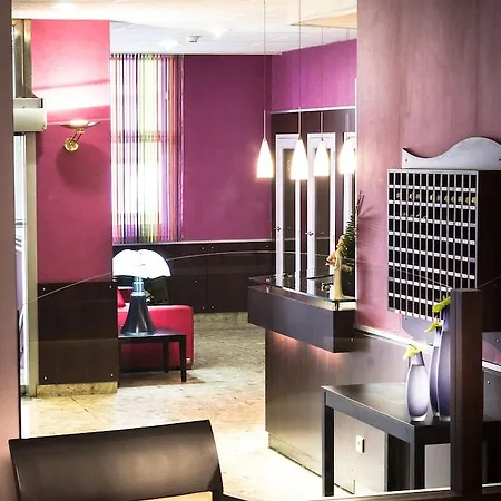 Albion Hotel 3*