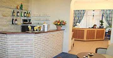 Albion 3* Λούρδη